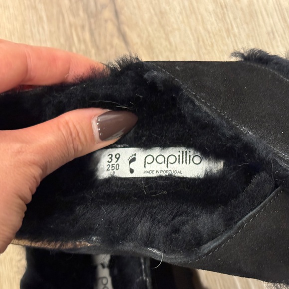 Papillio By Birkenstock Daytona Shearling Sandal Black Fuzzy Slide - Picture 2 of 5